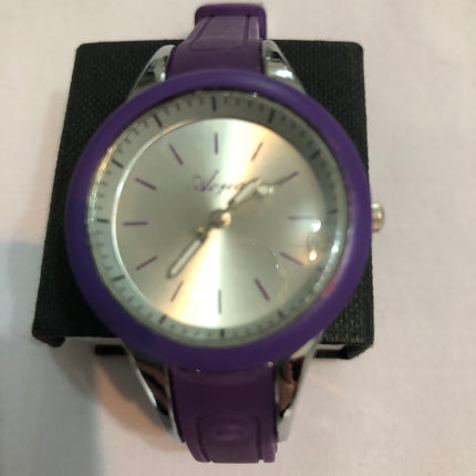 Aoya Ladies Fashion Wristwatch.