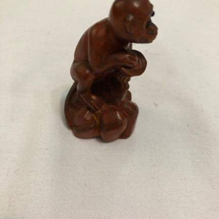 Carved Boxwood Netsuke (Signed)