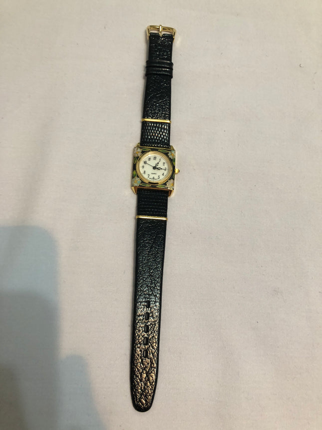 Lovely Unbranded Ladies Fashion Wristwatch.