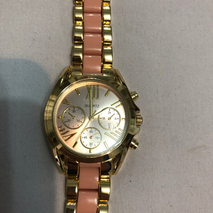 Lovely Ladies Fashion Wristwatch.