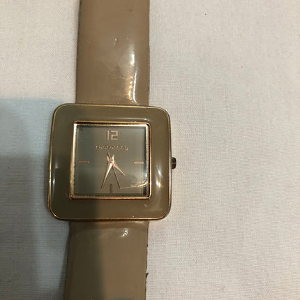 Redherring Ladies Fashion Wristwatch.