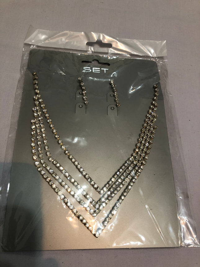 Modern Ladies Necklace & Earring Set