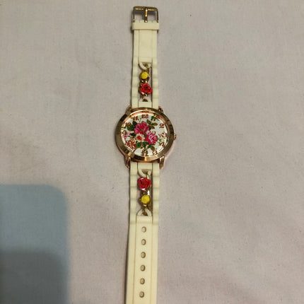 Unbranded Ladies Fashion Wristwatch.