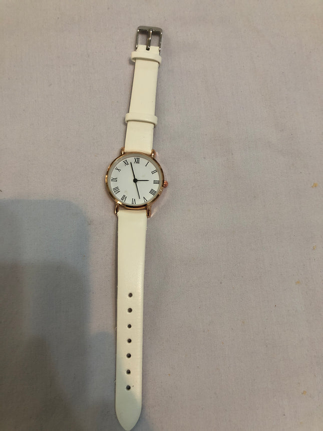 Brand New Unbranded Ladies Wristwatch.