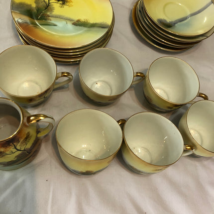 Fine Japanese China Tea Set.