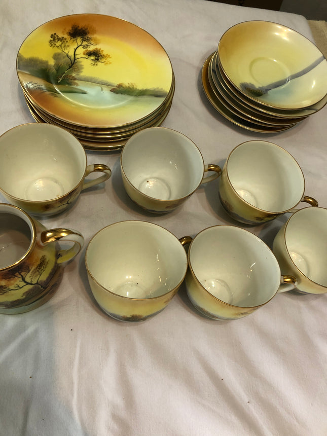 Fine Japanese China Tea Set.