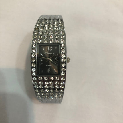 Kamelia Quartz Ladies Bracelet Wristwatch.