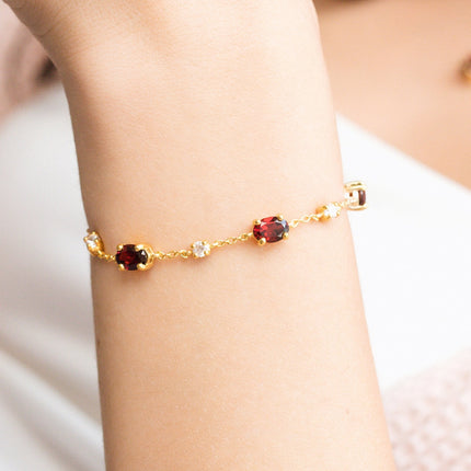Essential Garnet Jewellery Set in 18k Gold Vermeil
