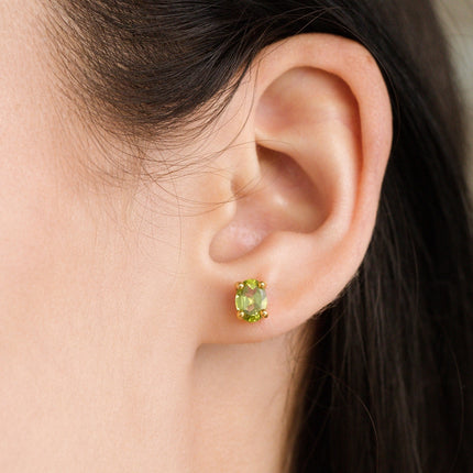 Peridot Oval Stud Earrings in 18k Gold Vermeil