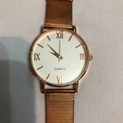 Unbranded Ladies Quartz Fashion Wristwatch.