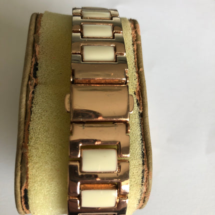 Unbranded Ladies Wristwatch.