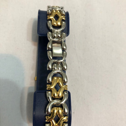 Ladies Sekonda Wristwatch In Original Box.