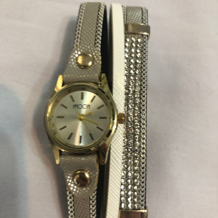 Ladies Moon Fashion Wristwatch.