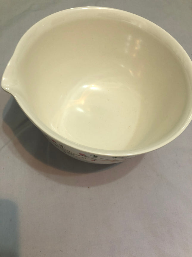 Johnson Bros Eternal Beau Small Kitchen Mixing Bowl.