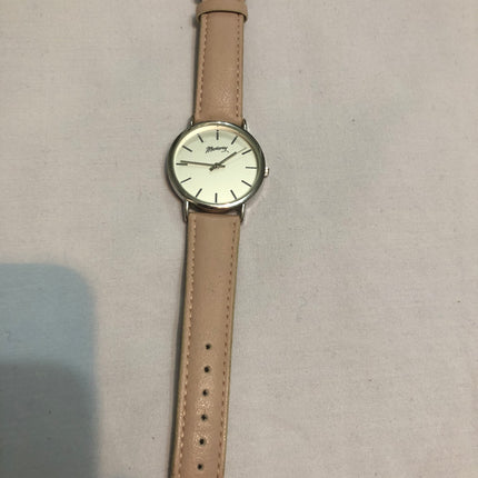 Mantaray Ladies Fashion Wristwatch.