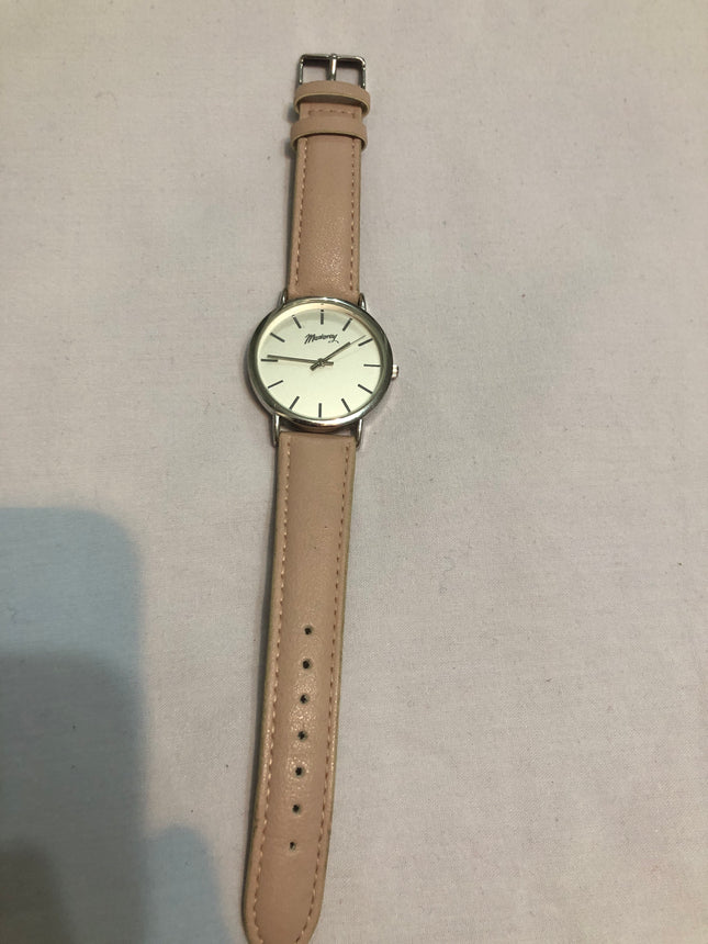 Mantaray Ladies Fashion Wristwatch.