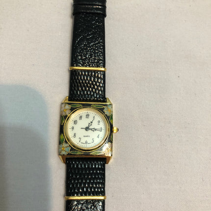Lovely Unbranded Ladies Fashion Wristwatch.