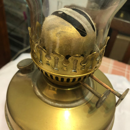 Vintage Duplex Double Wick Oil Lamp.