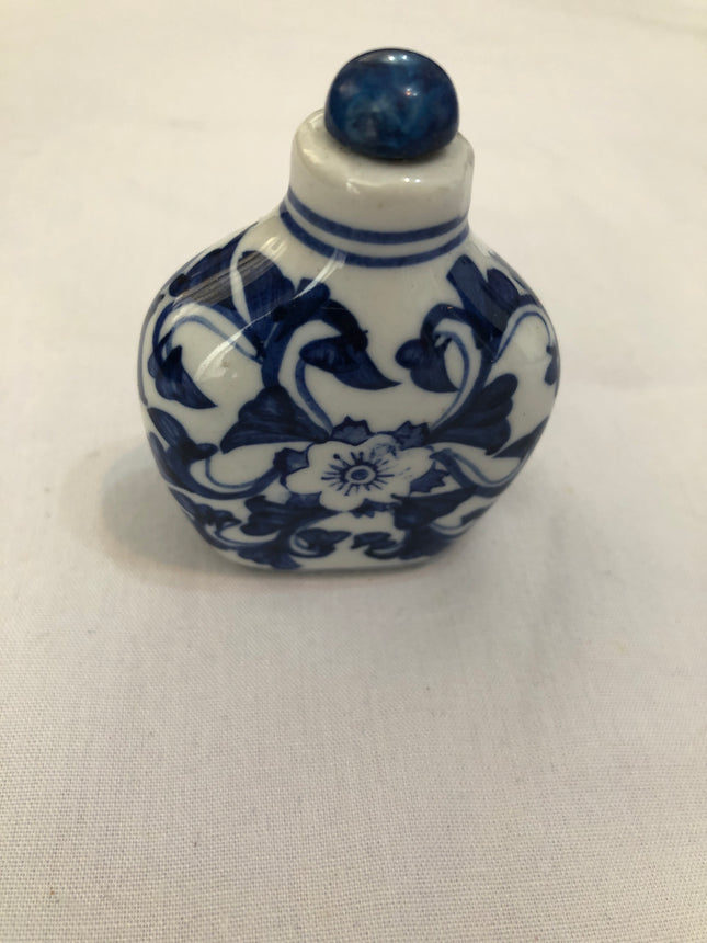 Oriental Porcelain Snuff/Scent Bottle.