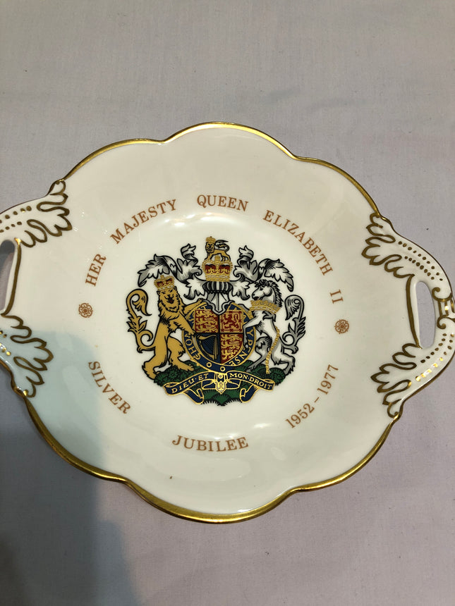 Coalport Queen Elizabeth Silver Jubilee Commemorative Dish.