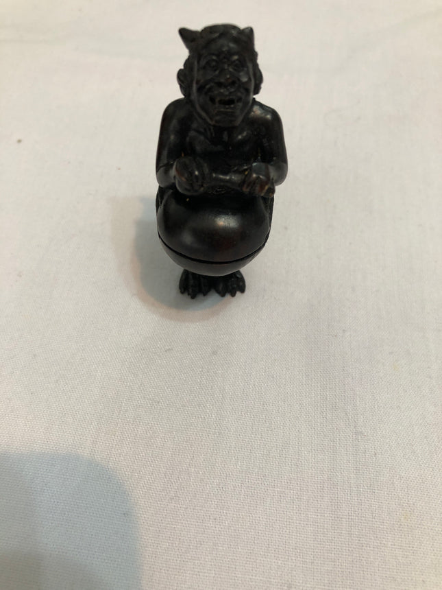 Vintage Carved Japanese Boxwood Netsuke.