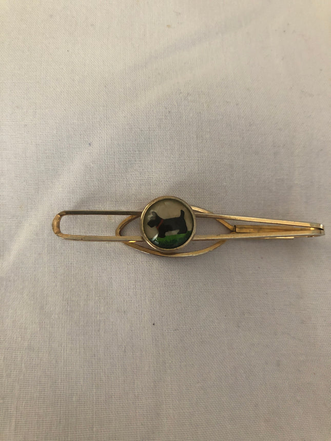 Stratton Gold Tone Gents Tie Bar Depicting A Scottish Terrier Type Dog.