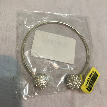 Sparkling Modern Fashion Bracelet.