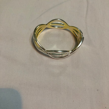 Buckingham Silver Tone Ladies Bracelet.