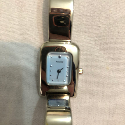 Accurist Ladies Wristwatch.