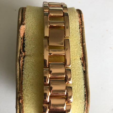 Unbranded Ladies Fashion Wristwatch.