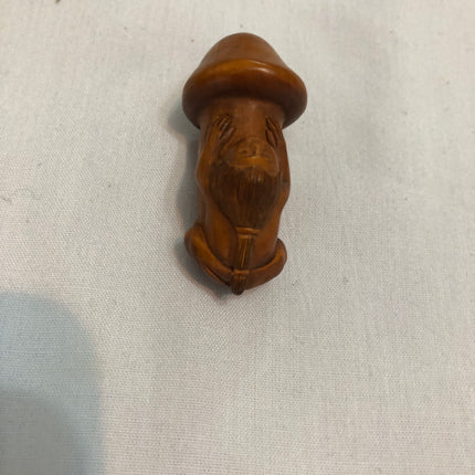 Vintage Carved Erotic Japanese Boxwood Netsuke.