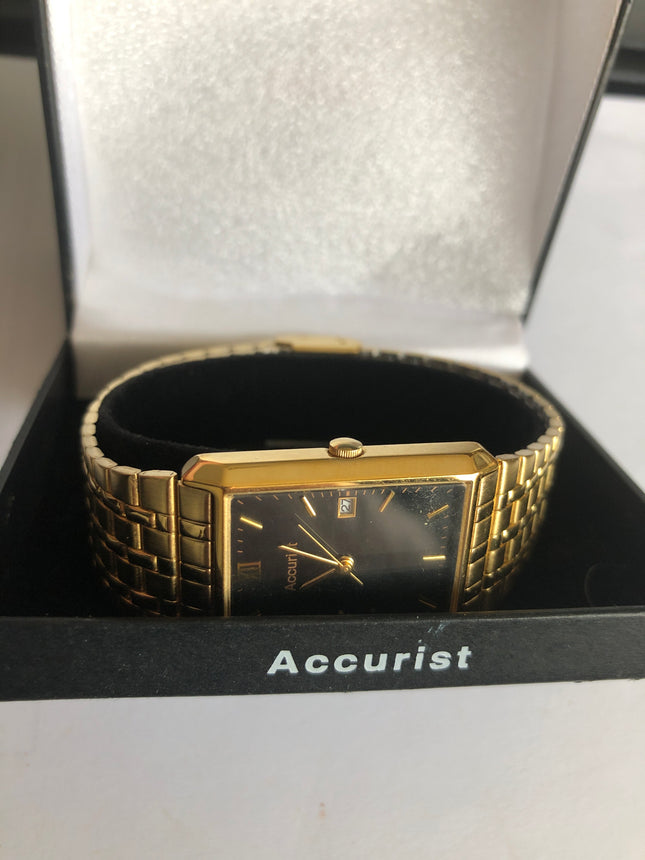 Accurist Wristwatch.