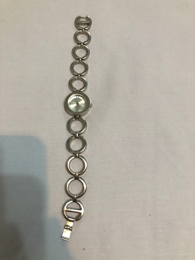 Unbranded Quartz Ladies Fashion Wristwatch.