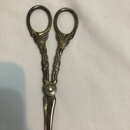 Vintage Brass Grape Scissors.