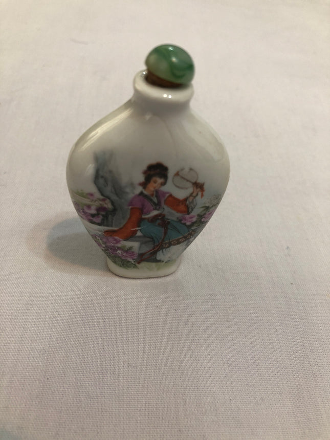 Oriental Porcelain Snuff/Scent Bottle.