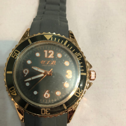 Hoozie Ladies Fashion Wristwatch.