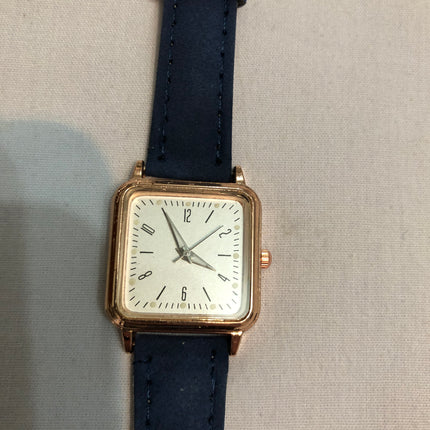 Brand New Unbranded Ladies Wristwatch.