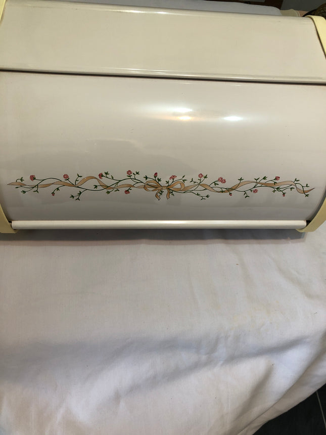 Johnson Bros Eternal Beau Roll Top Bread Bin.