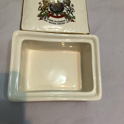 Royal Worcester Queen Elizabeth Silver Jubilee Commemorative Trinket Pot.