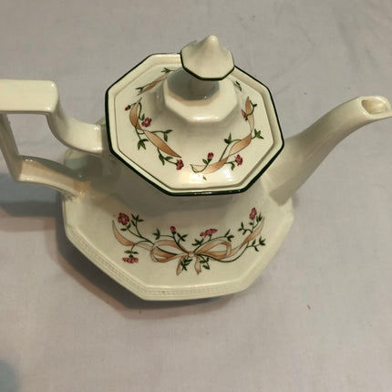 Johnson Bros Eternal Beau Large Tea Pot.