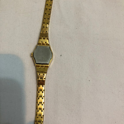 Limit International 17 Jewels Ladies Wristwatch.