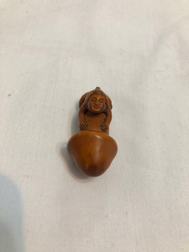 Vintage Carved Erotic Japanese Boxwood Netsuke.
