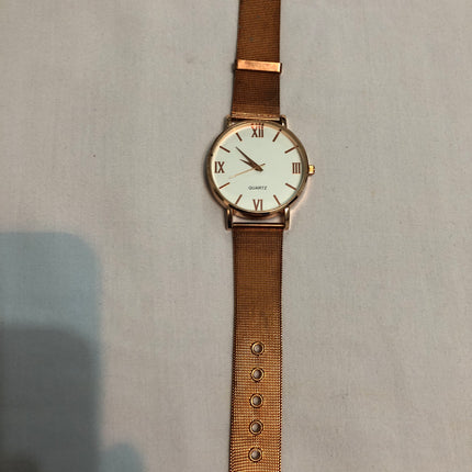 Unbranded Ladies Quartz Fashion Wristwatch.