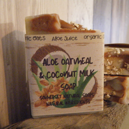 Aloe Vera, Oatmeal & Coconut Milk Soap
90g | Unscented | Vegan