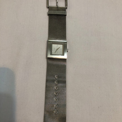 DKNY Ladies Fashion Wristwatch.