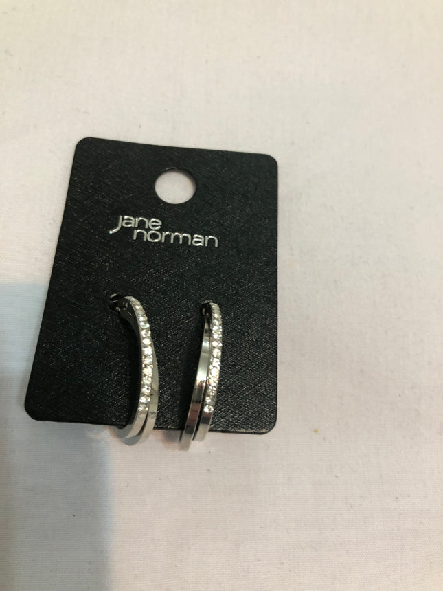 Ladies Fashion Earrings By Jane Norman.