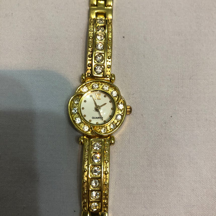 Lovely Unbranded Ladies Fashion Wristwatch.