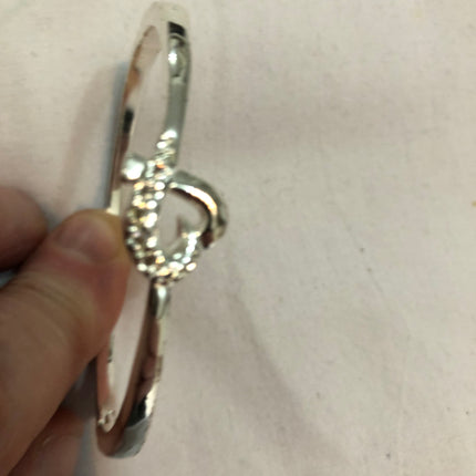 Ladies Fashion Bracelet.