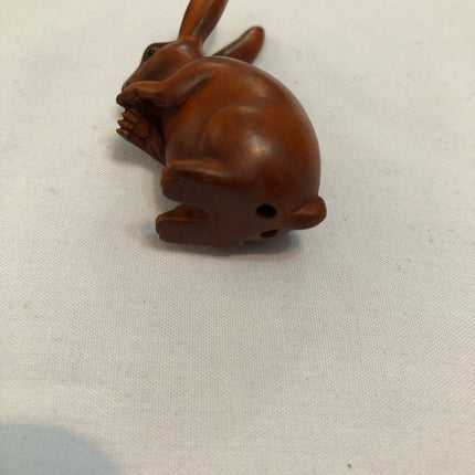 Carved Boxwood Netsuke (Signed).