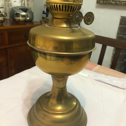 Vintage Duplex Double Wick Oil Lamp.